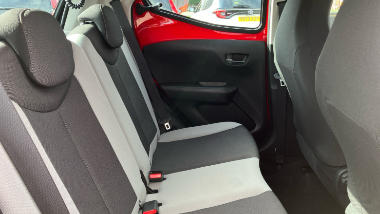 Toyota Aygo 1.0 VVT-i X-Play 5dr Petrol Hatchback